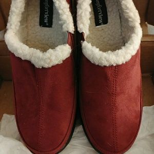 Comfortview Dandy Red Shearling Lined Slip Ons NWT